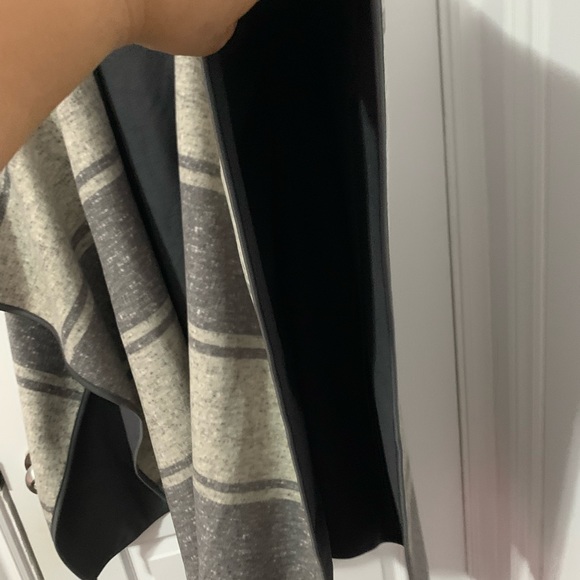 Winter cardigan - Picture 5 of 7